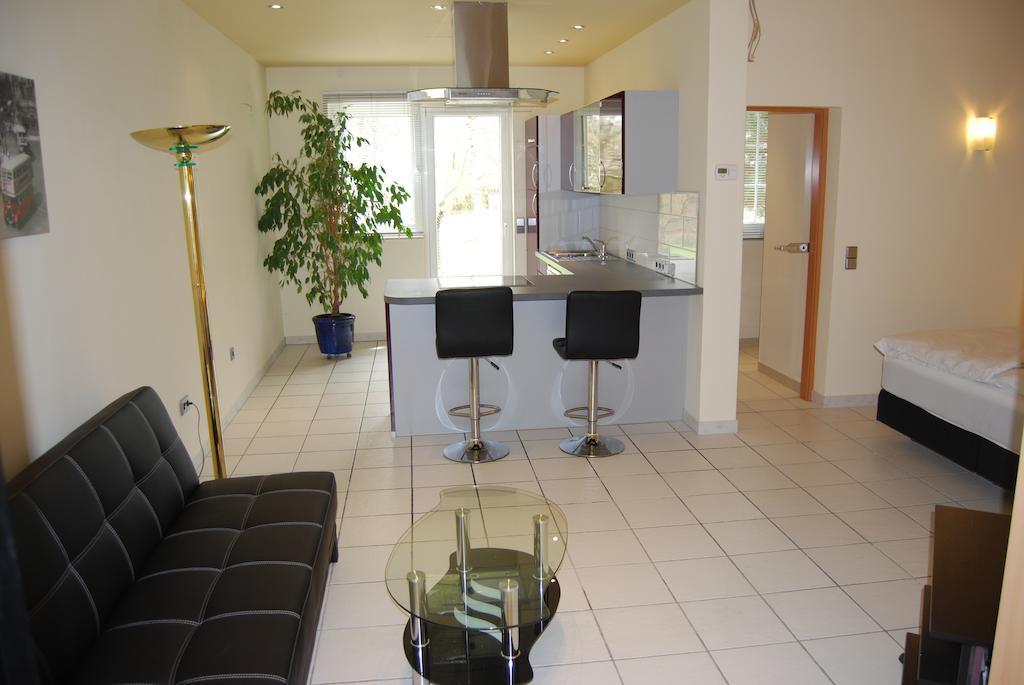 Ferienwohnung-Zierenberg Szoba fotó
